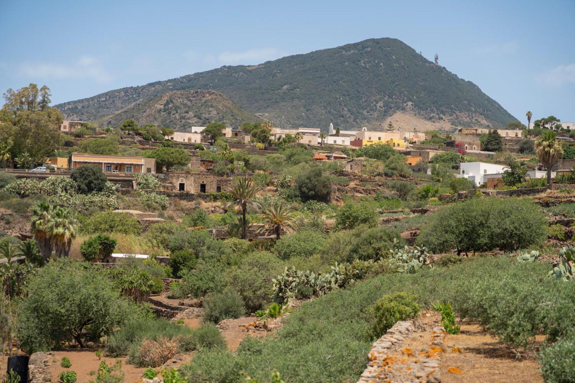 Dammusi Rekale Vila Scauri  Exterior foto